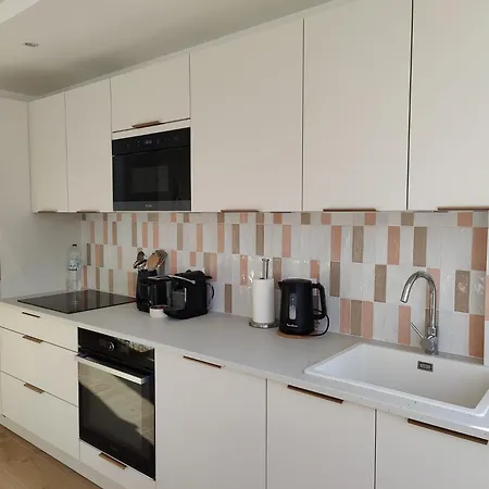 Centre-ville 2 P Climatise Apartment