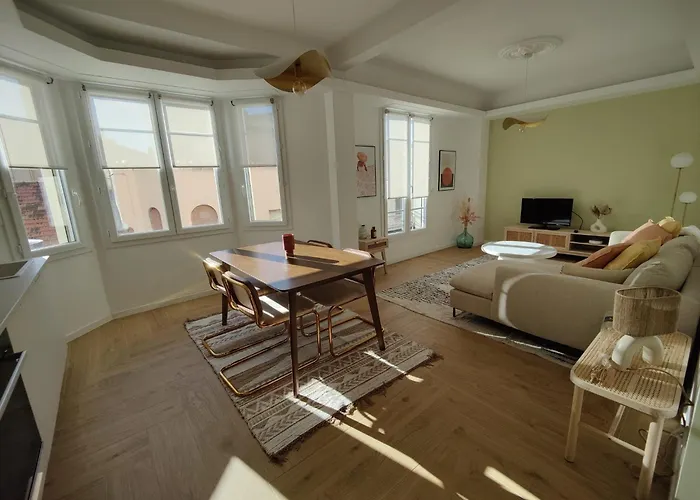 Centre-ville 2 P Climatise * 昂蒂布